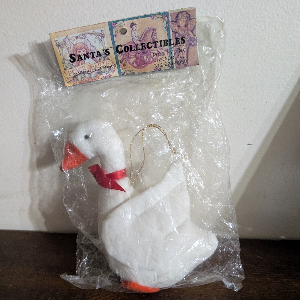 Vintage Santa's Collectibles White Fabric Goose Christmas Ornament Taiwan Countr